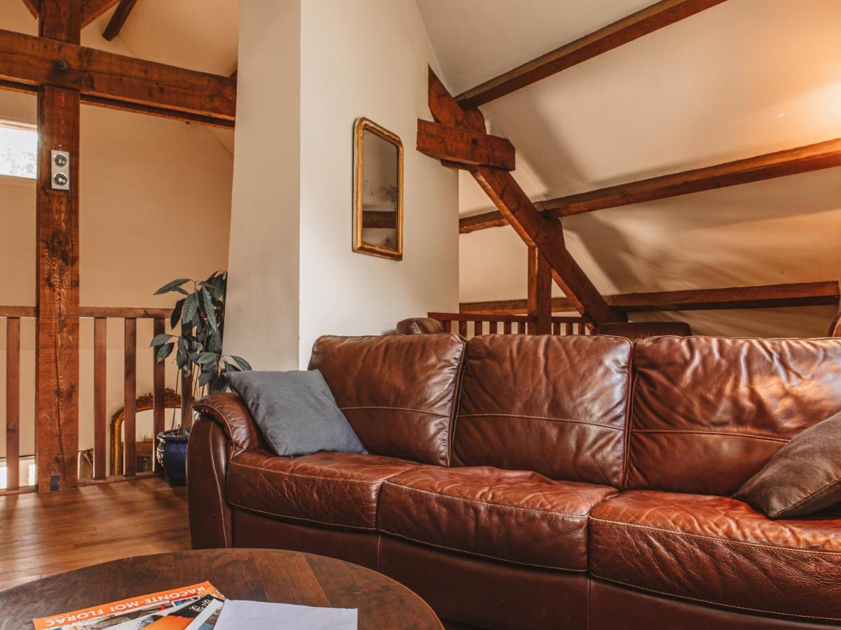 La Petite Auberge De Virginie Bédouès Exteriör bild