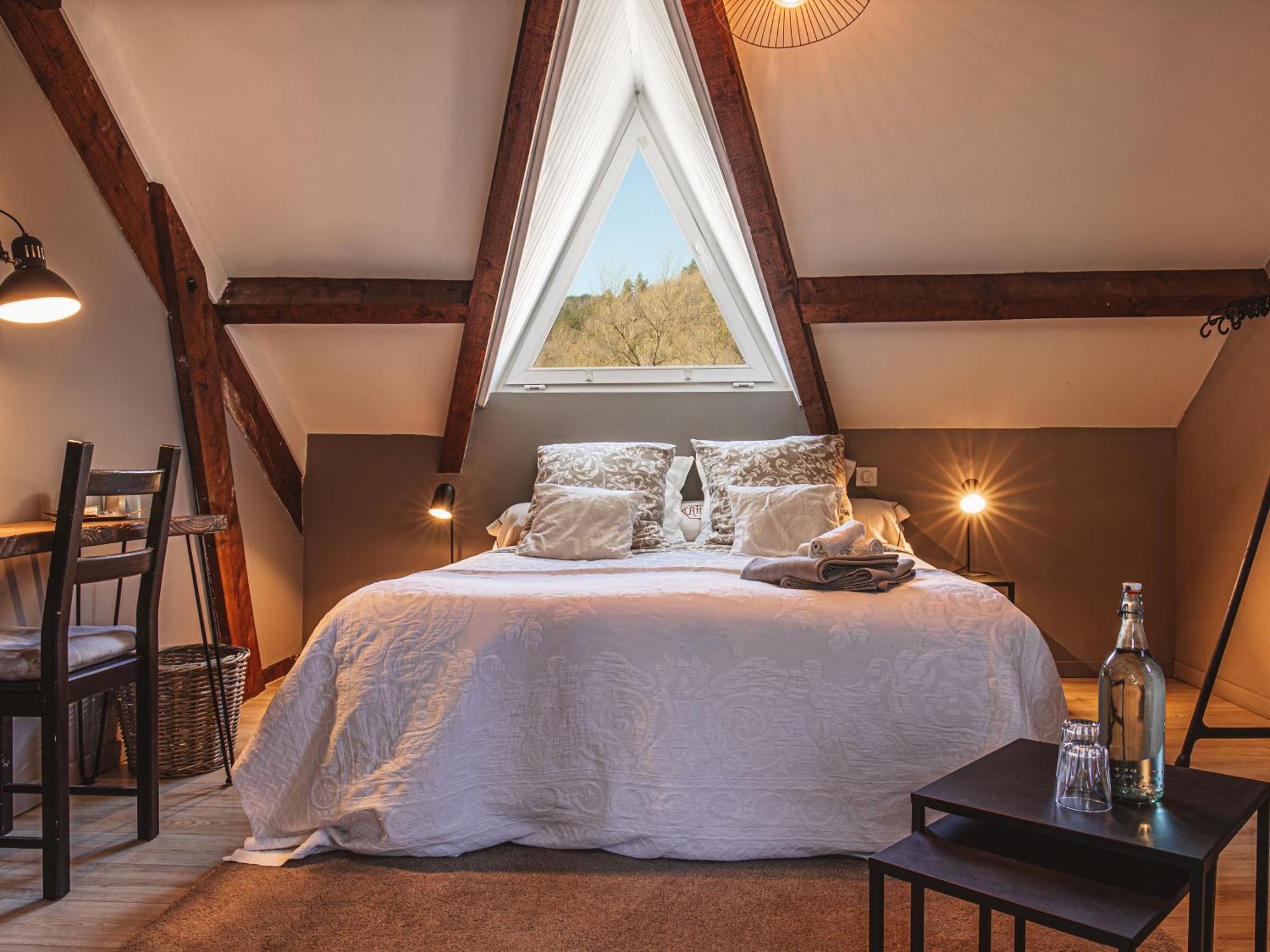 La Petite Auberge De Virginie Bédouès Exteriör bild
